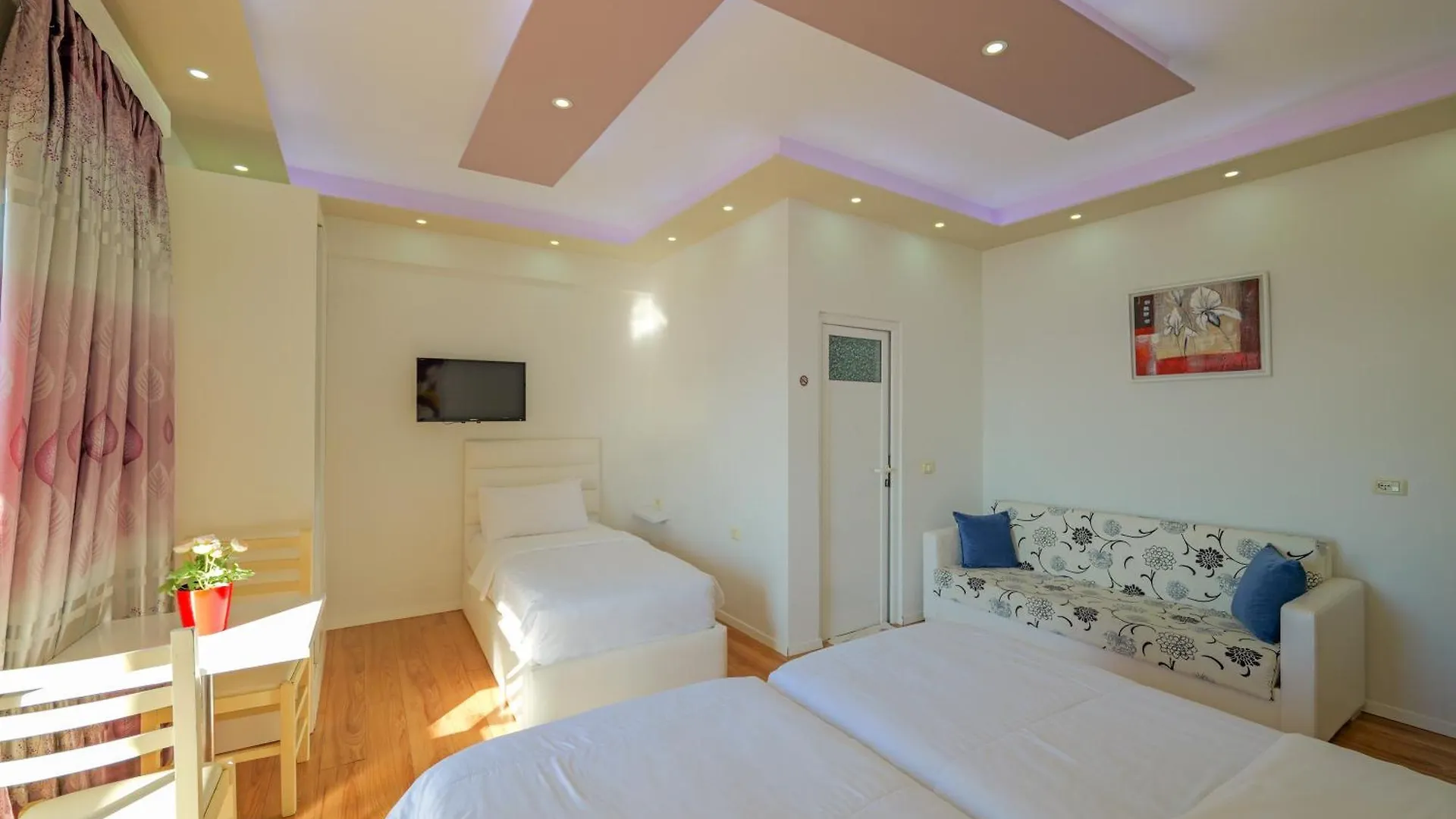 Hotel Iliria Sarande Albania