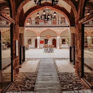 Fibar Zincirlihan , Aydin Turquía