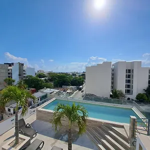 Kiaraluna 2*, Playa del Carmen México