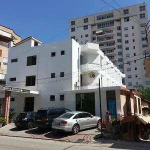 Tatzati *** Sarandë
