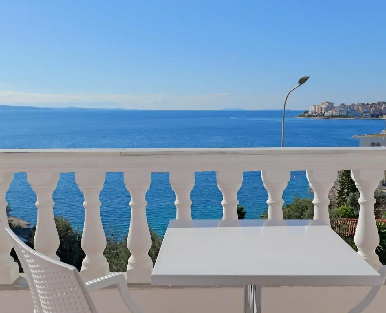 ****  Hotel Iliria Sarande Albania